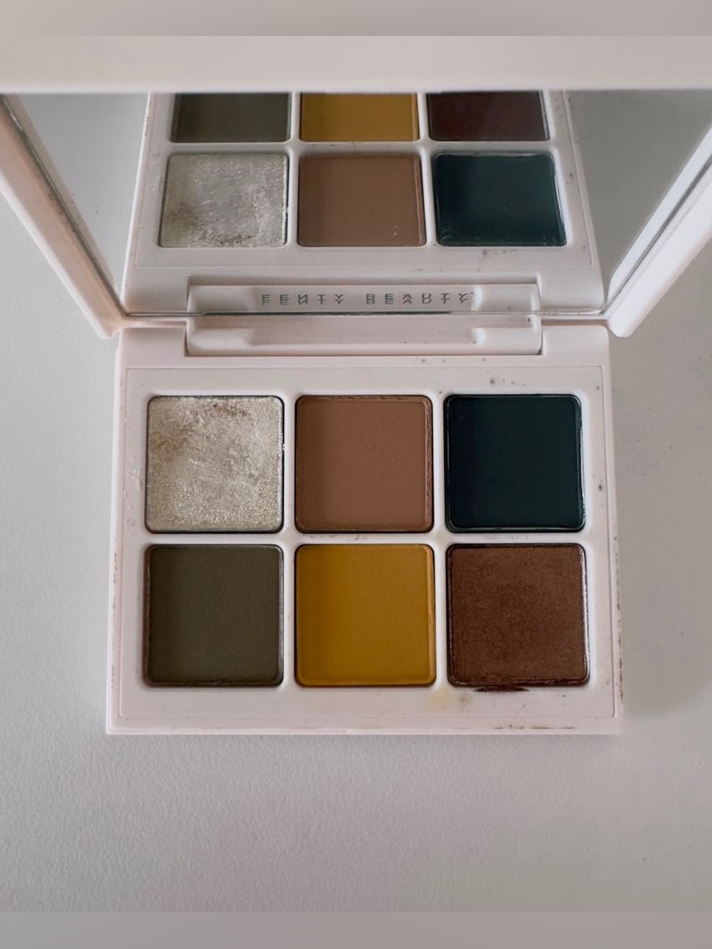 Fenty Beauty Mini Eyeshadow Trio - Cadet, Smoky Deep Neutrals - Picture 6 of 16